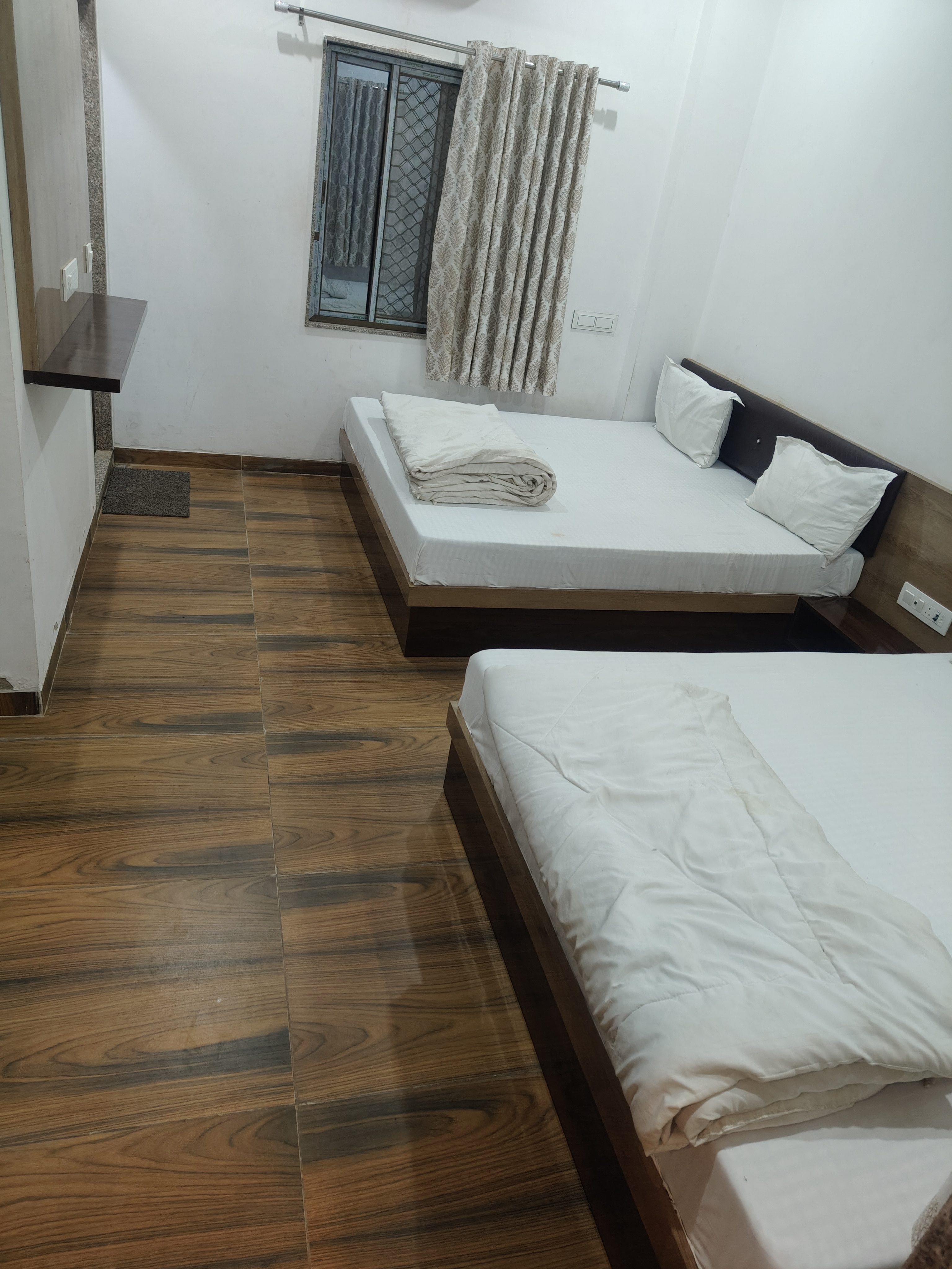 HOTEL SANGAM PALACE - Tap to explore photos