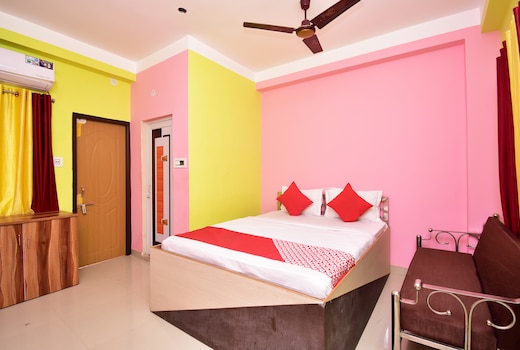 OYO Trinayani Guest House