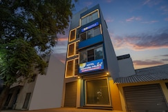 FabHotel Nidhivan Palace - Udhna Darwaja, Surat