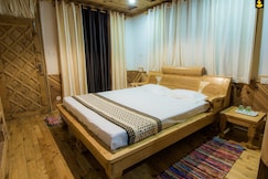 LivingStone|Countryside Apple Orchard, Mashobra