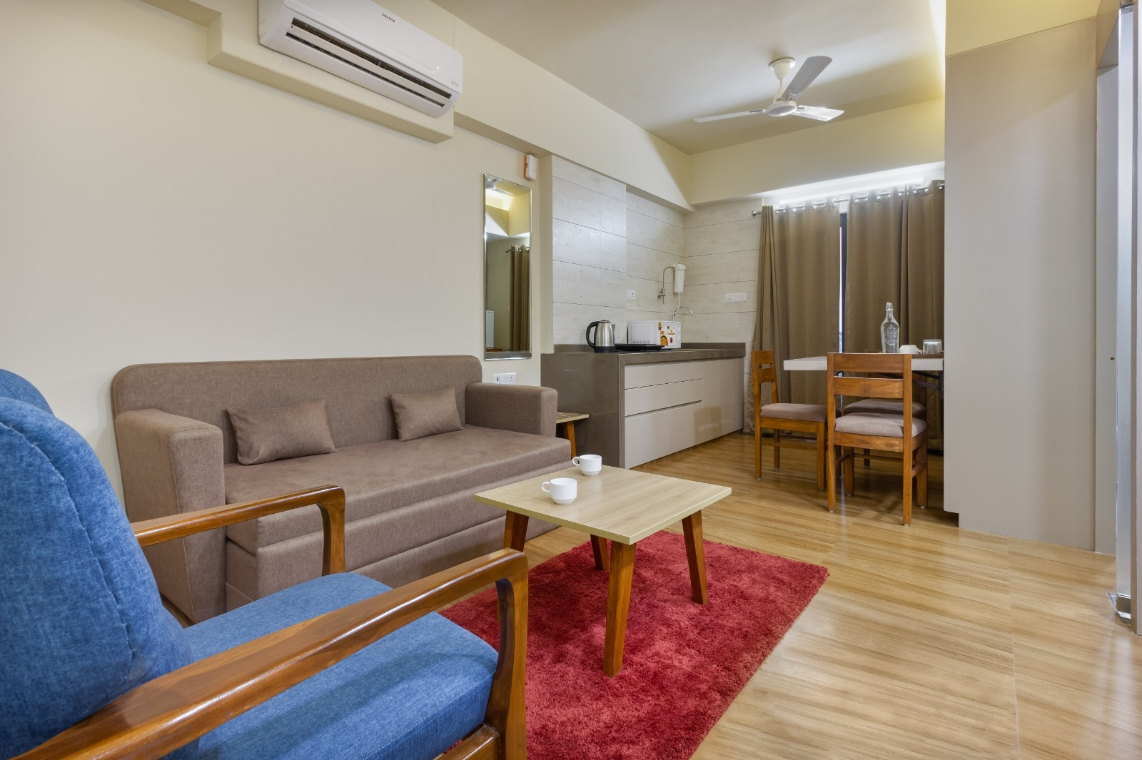 Hotel Monville, Bhaili Vadodara - Tap to explore photos
