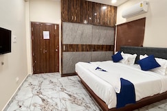 HOTEL VARAHI LUXURY ROOMS, Hyderabad