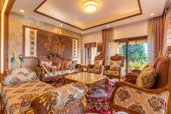 Luxury 3BHK Villa Mukteshwar Private Elite Escape, Mukteshwar