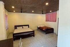 Mangattu Salkara Home Inn, Munnar