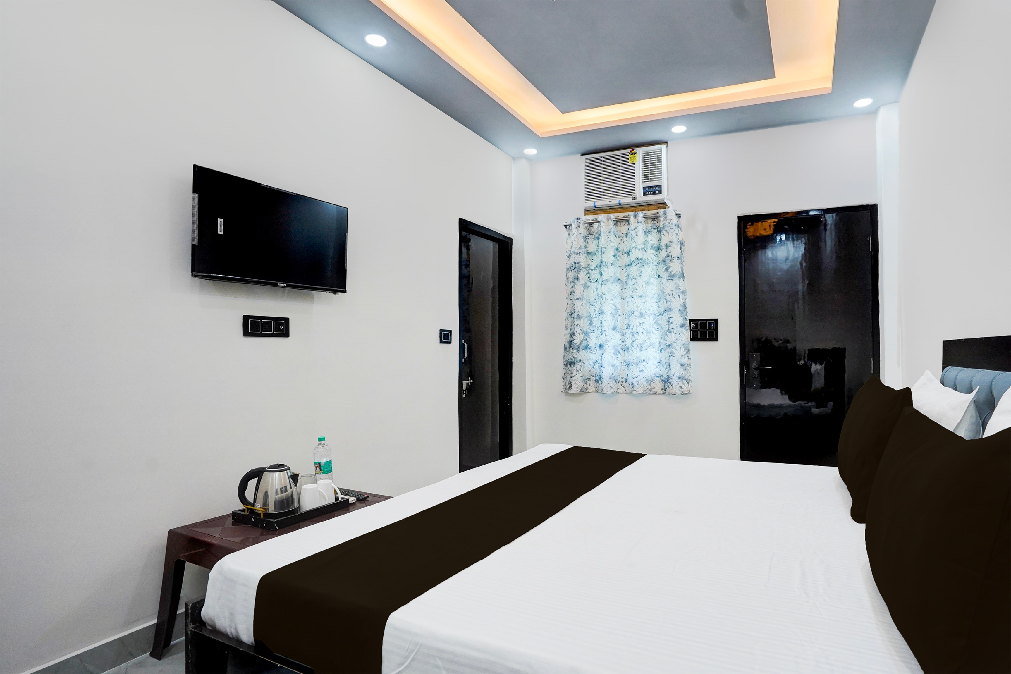 Hotel O Karan Residency - Tap to explore photos
