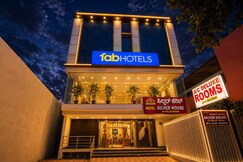 FabHotel Silver House Inn, Bangalore