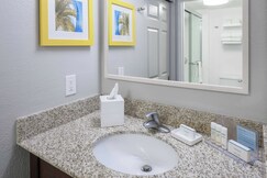 Hampton Inn & Suites Miami-Doral Dolphin Mall, Nassau