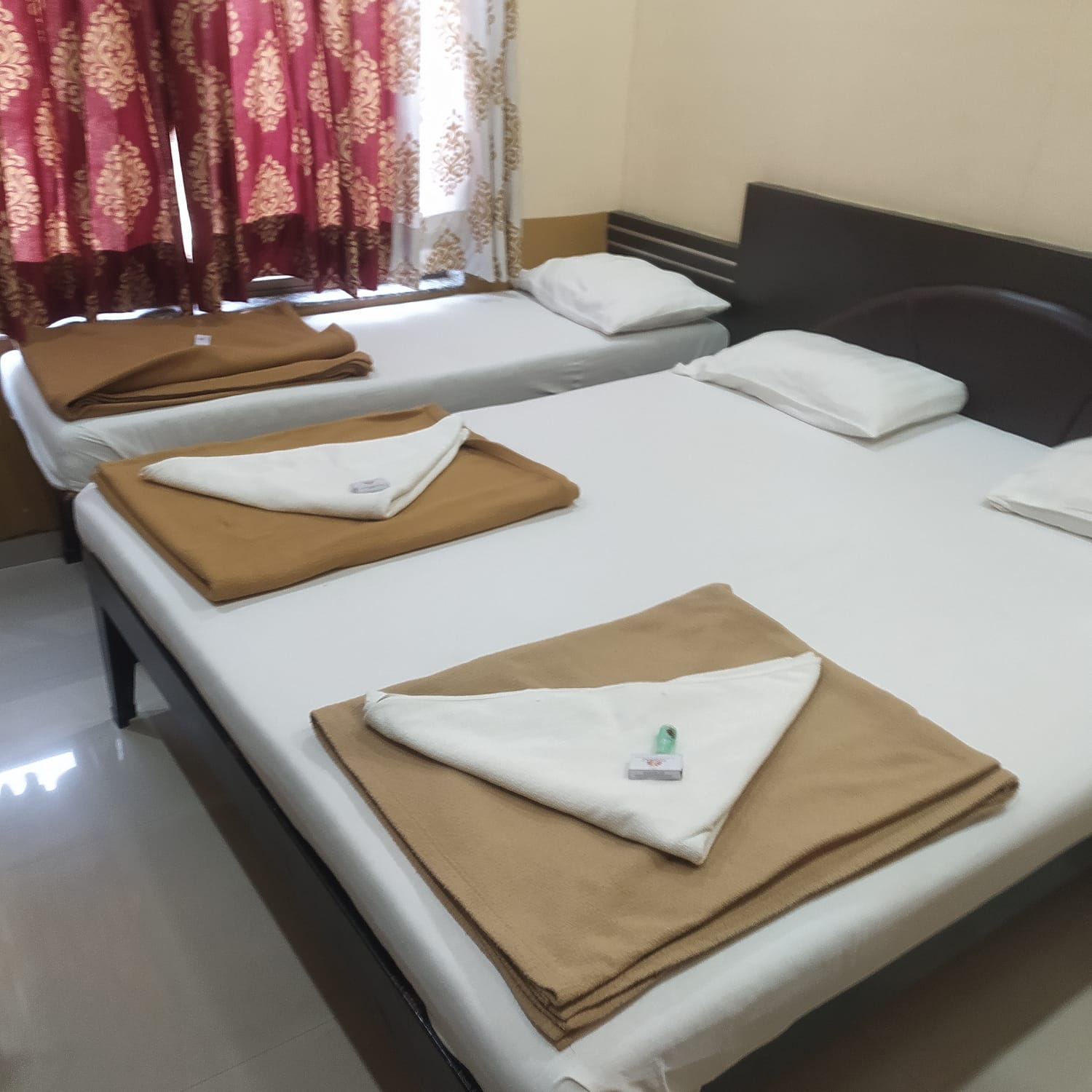 Triple bed Non-A.C Room 1