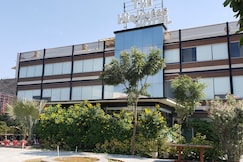 The Highness Hotel, Mehsana