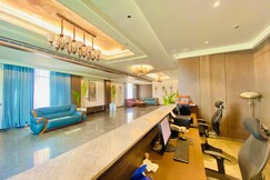 ROYAL PALM HOTEL AND RESORT, Moonak