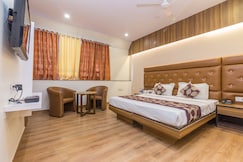 Rupam Hotel - Air Purified Comfort, Delhi