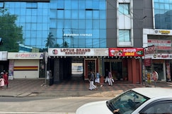 Lotus Grand, Tirur