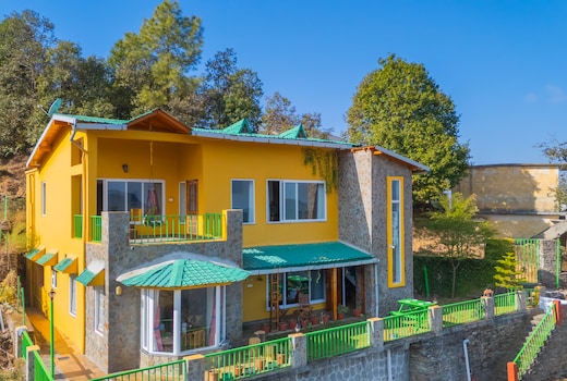Alaya Stays Nirvana Sierra 2 BHK Villa with Garden