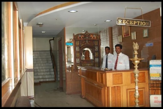 Hotel Aryaas Ressidence