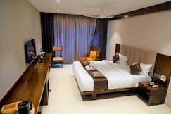 Chakkra Grand, Karaikudi