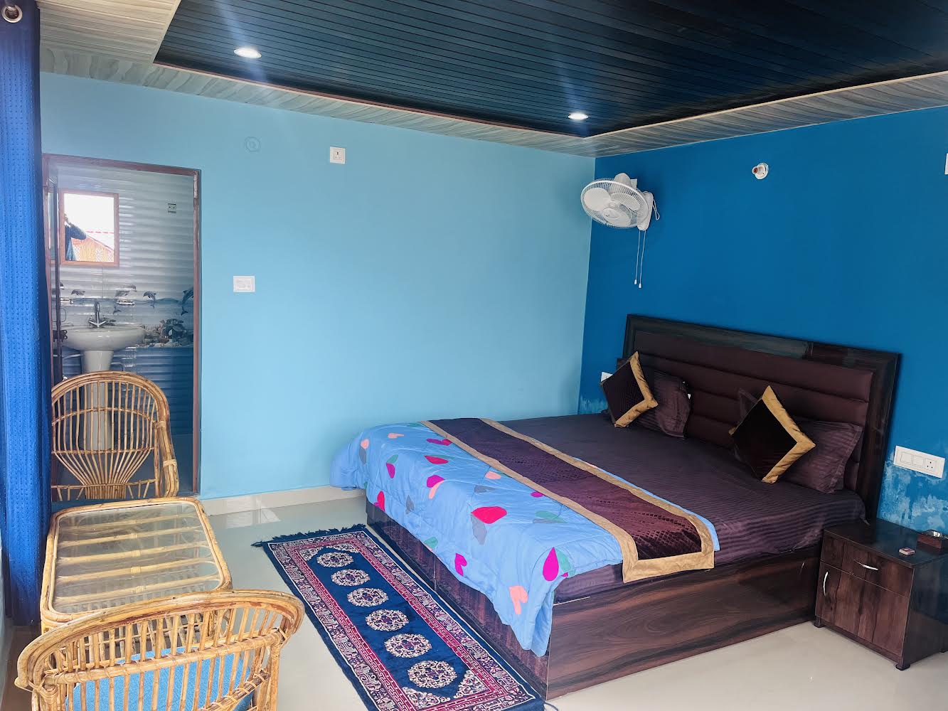 Blissful Mountain Homestay - Tap to explore photos