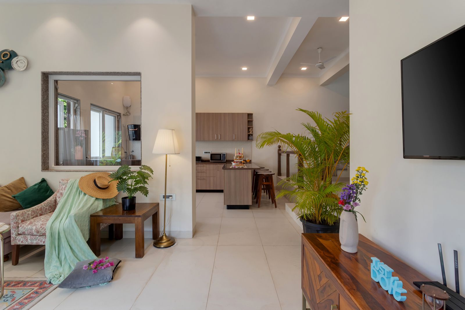 Rooms in a Luxurious Villa at Assagao by AquaVistaResidency - Tap to explore photos