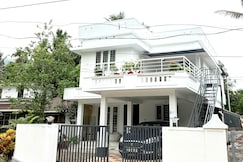 Thoppil John's Villa, Munnar