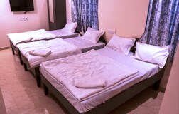 Deluxe Family Room(AC)