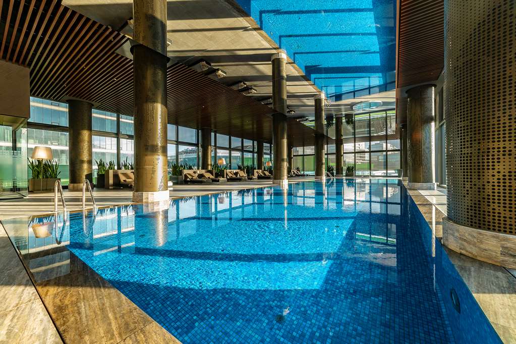 Radisson Blu Hotel, Vadistanbul - Tap to explore photos