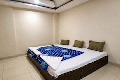 Sadnika Guest House, Mhow