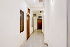 SPOT ON Radhe Krishna Palace, Varanasi