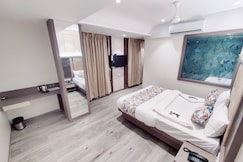 Hotel Everest Residency, Thane