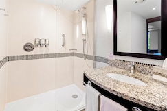 Hampton by Hilton Cluj-Napoca, Savadisla