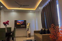 The Oxford Airbnb /Self checkin, Zirakpur