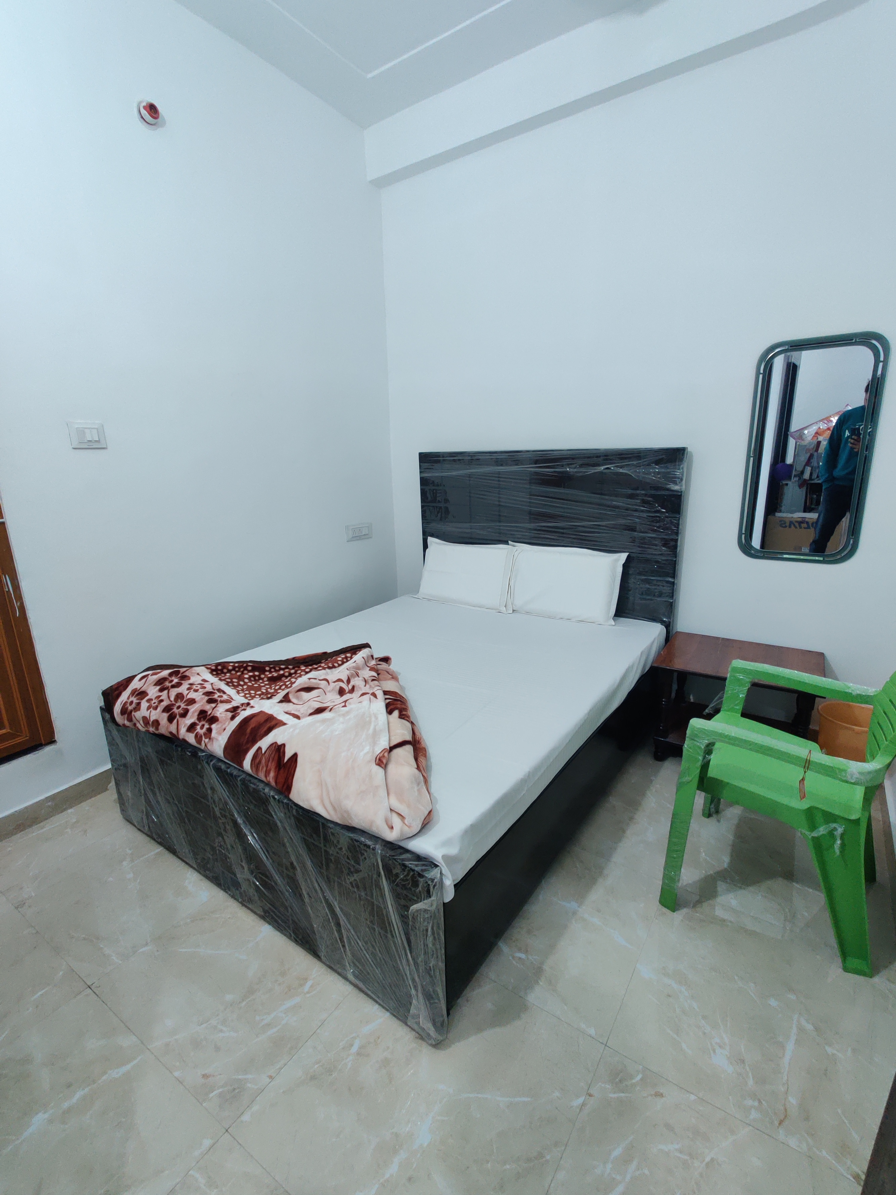 Rama Inn Guest House - Tap to explore photos