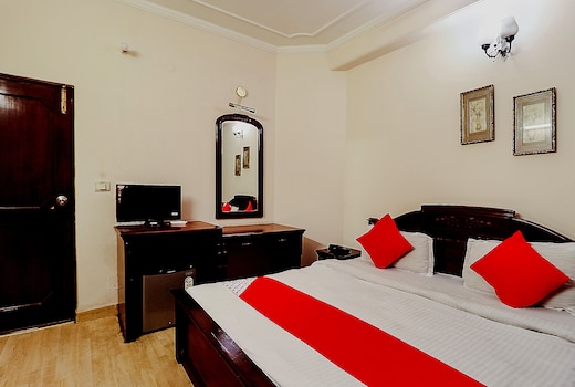 Hotel O by OYO Amba Residency