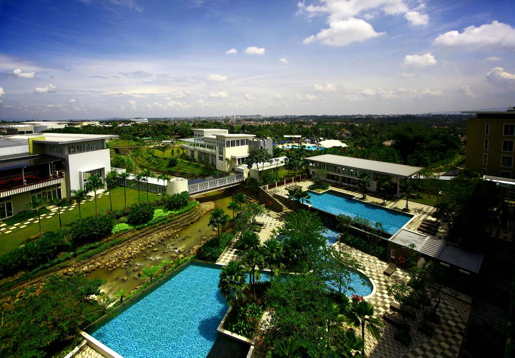 Aston Bogor Hotel & Resort - Tap to explore photos
