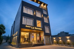 Hotel La Serene, Agra