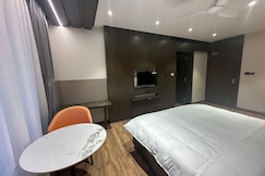 ARCADIA INN, Rourkela