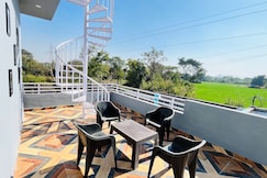 Holiday Home Villa
 Three times meal included  4, Udaipur