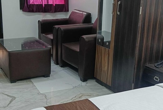 Super Hotel O Royal Inn