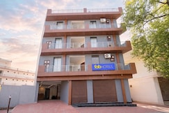 FabHotel Sky Sector 76, Manesar