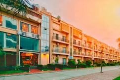 Vrindavan dreams hotel and suites, Vrindavan