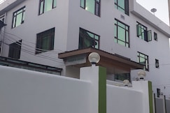 Hotel Evergreen Sunshine Srinagar, Srinagar