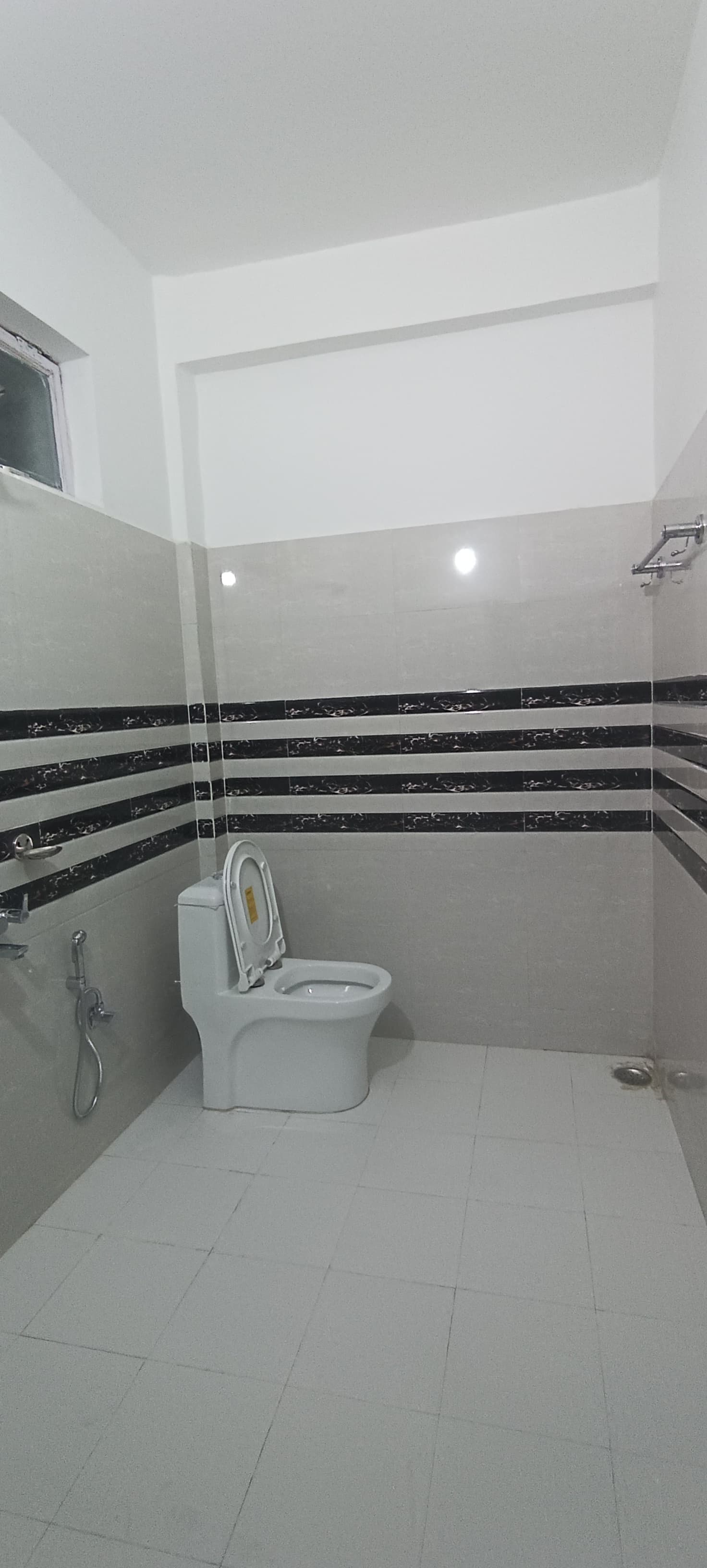 Kainchi Dham Home Stay - Tap to explore photos