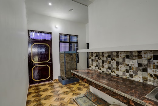 SPOT ON Golden Imperial