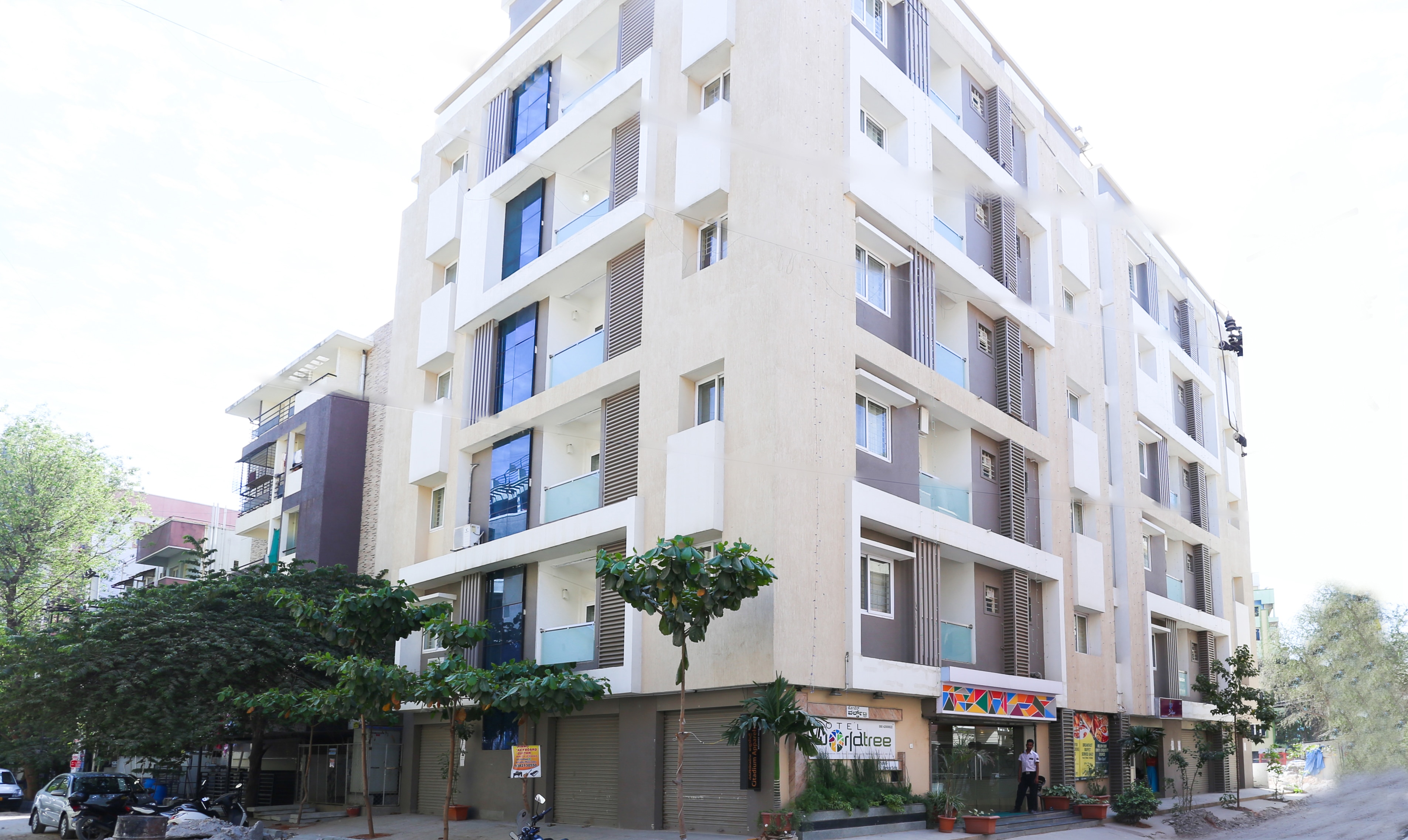 Itsy Hotels Worldtree Bellandur - Tap to explore photos