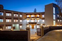 Hotel Karma Residency, Leh