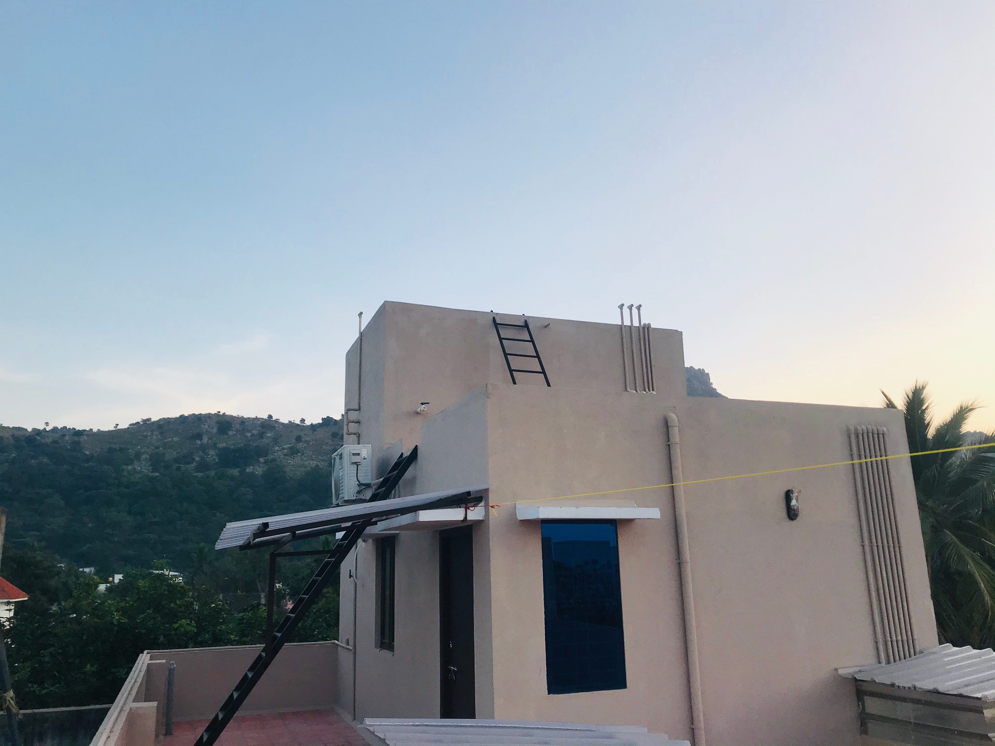 KING SERVICED APARTMENTS - Tap to explore photos