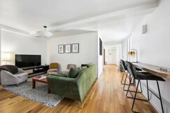 Group Friendly Stay 4BR 8P Sentier Area, Paris