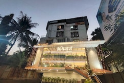 POP 84186D Sairaj Lodging, Satara