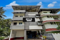 Hotel O Palarivattom Metro Station Formerly South Gate, Cochin