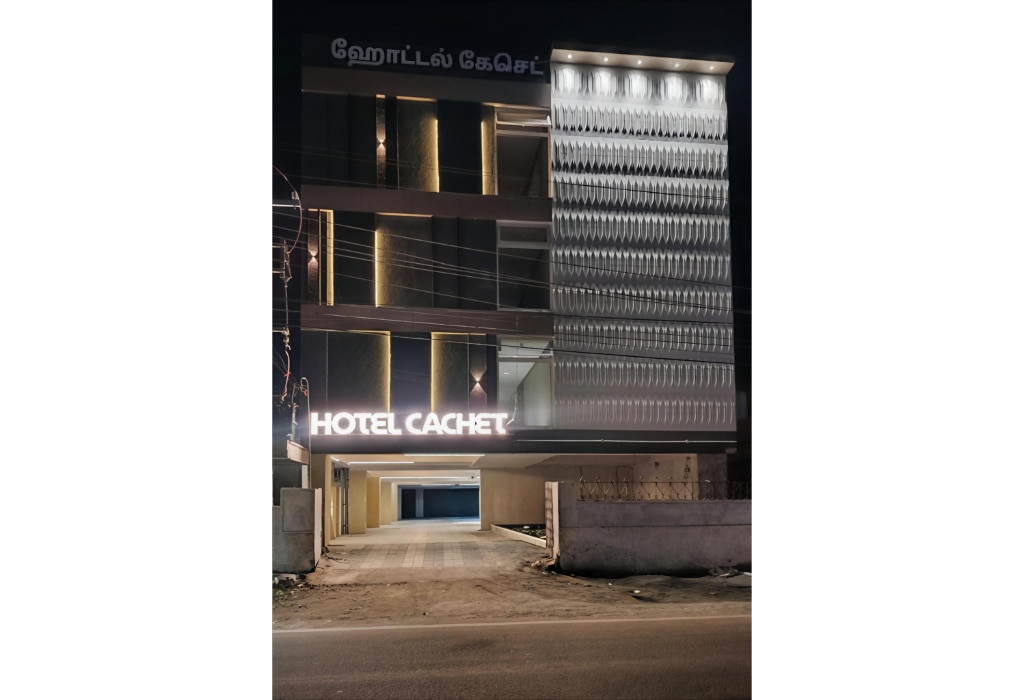 Hotel Cachet - Tap to explore photos