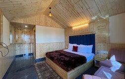 AP Huts- Alpine Retreat | 1 Room By Homeyhuts
