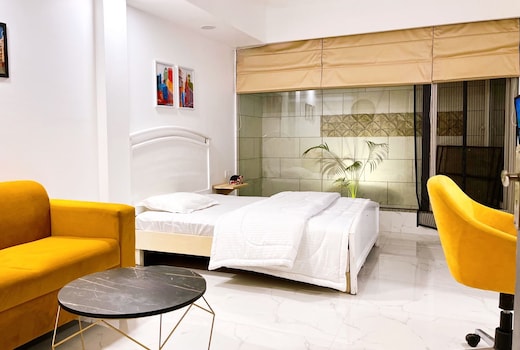 Minimalistic Studio Apartment near Airport